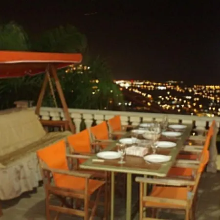 Golden View Villa Peyia